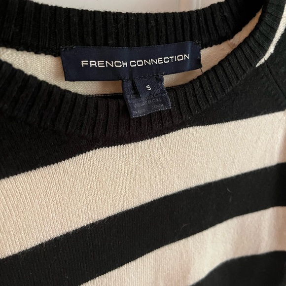 EUC French Connection Sweater - Picture 2 of 5